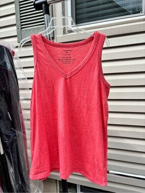 torrid V-Neck Tank Top in Coral